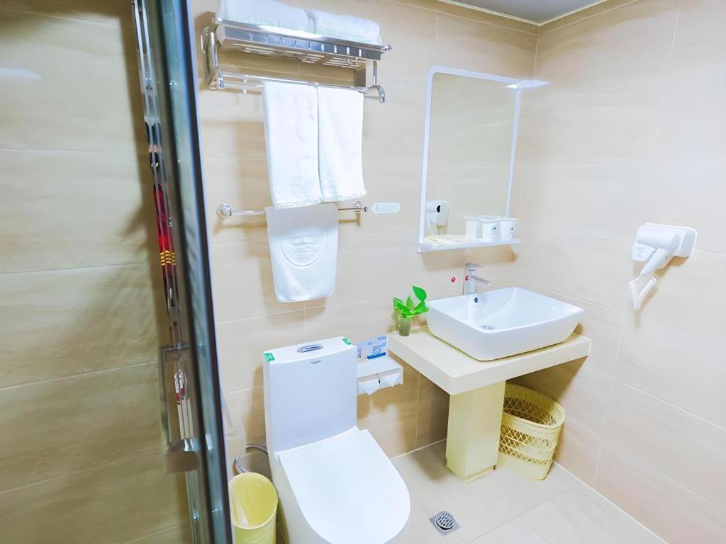 Greentree Inn Shanghai Guangxin Road Tongji Hospital Express Hotel Xangai Exterior foto