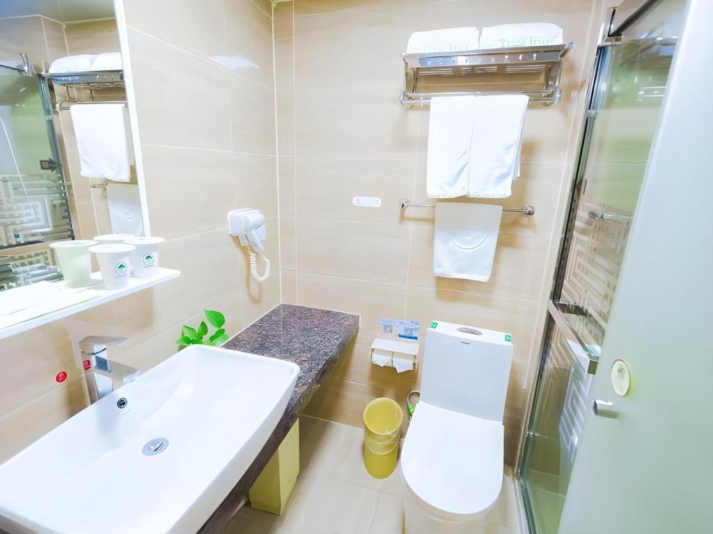 Greentree Inn Shanghai Guangxin Road Tongji Hospital Express Hotel Xangai Exterior foto